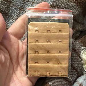 NEW Underoutfit Tan Bra Extender